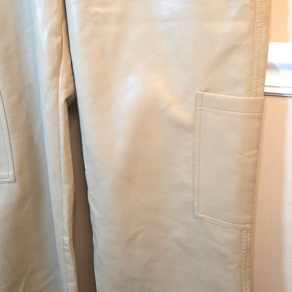 KNOW ONE CARE Tan High-Waisted Pants NEW SIZE LARGE. - Picture 3 of 13